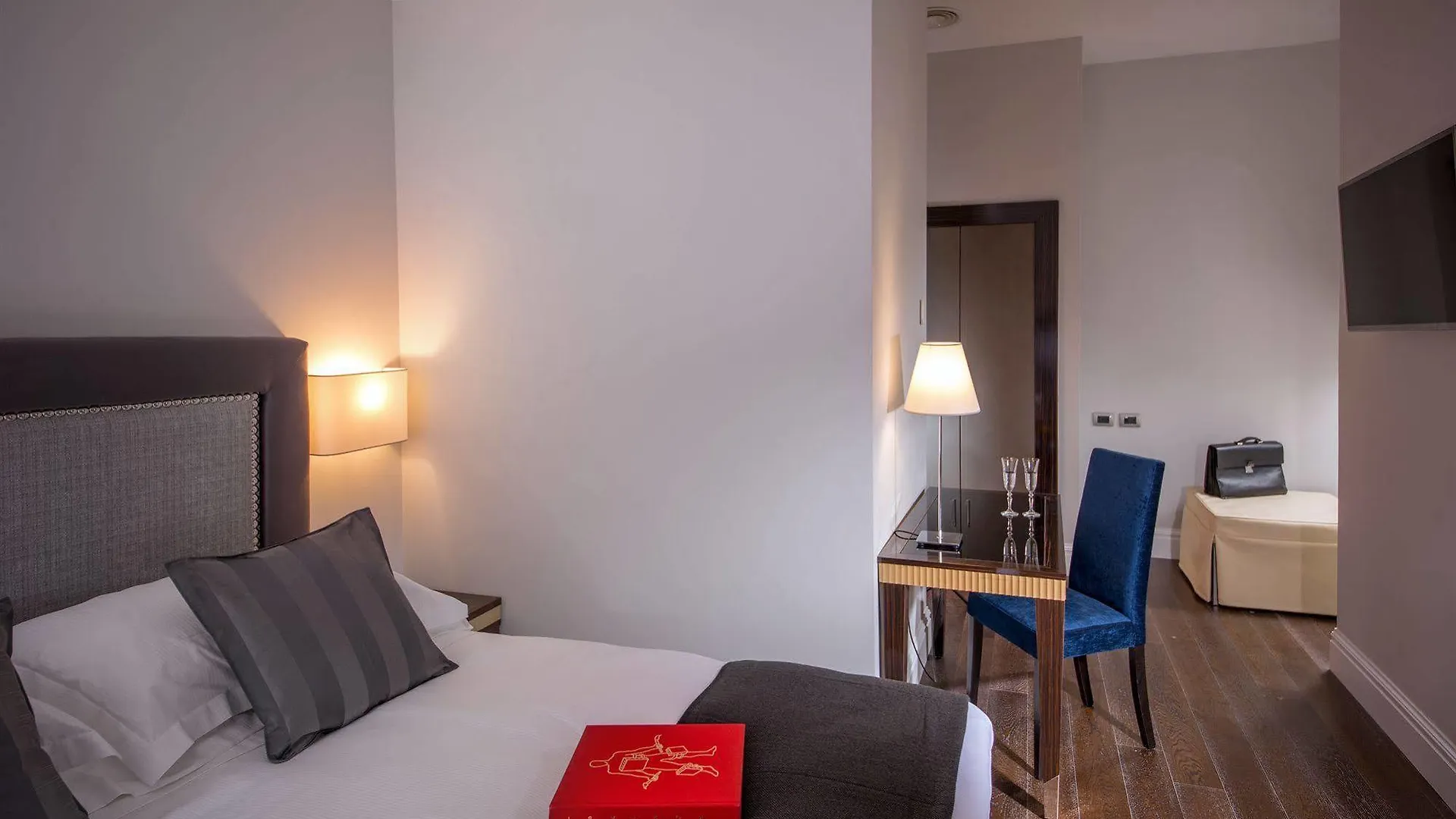 Gasthuis Tridente Suites Rome